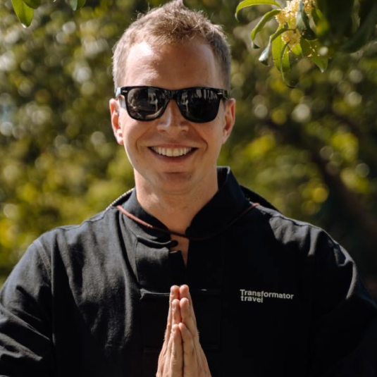 Артем Миронов